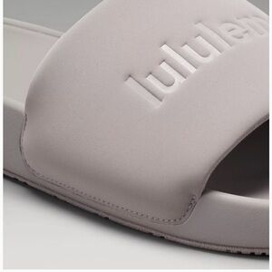 Lululemon Men’s Restfeel Slides Size 9 and 10